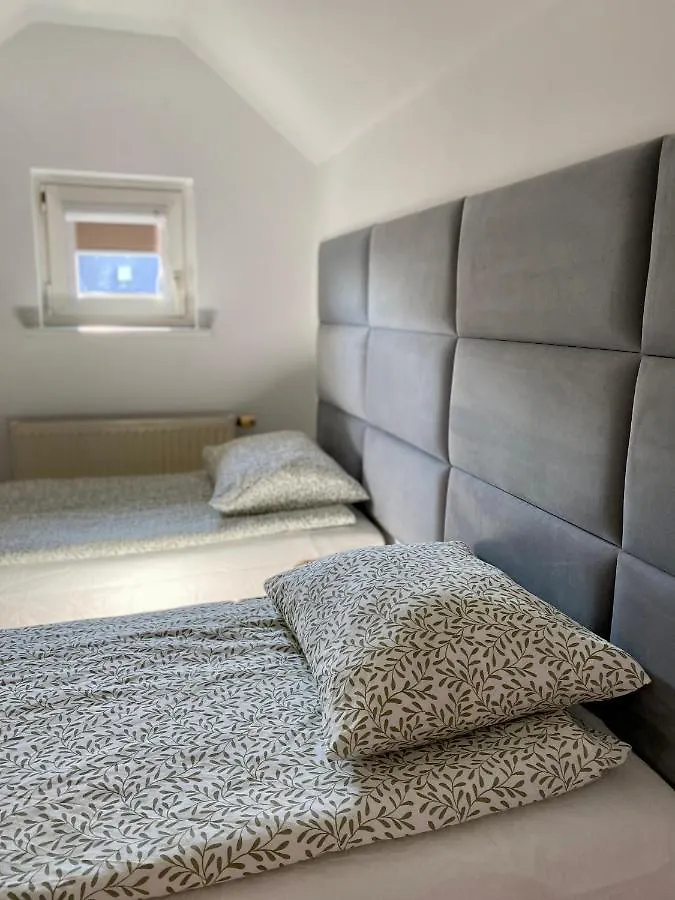 Apartment Storczykowa Airport Gdansk 0*,  Poland
